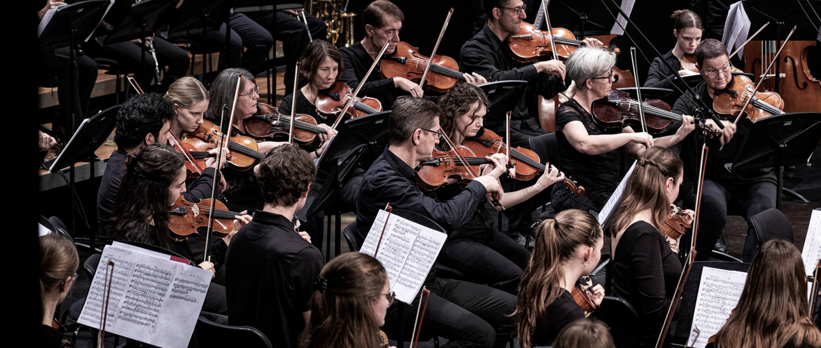Neujahrskonzert mit der Sinfonietta Lustenau Neujahrskonzert mit der Sinfonietta Lustenau