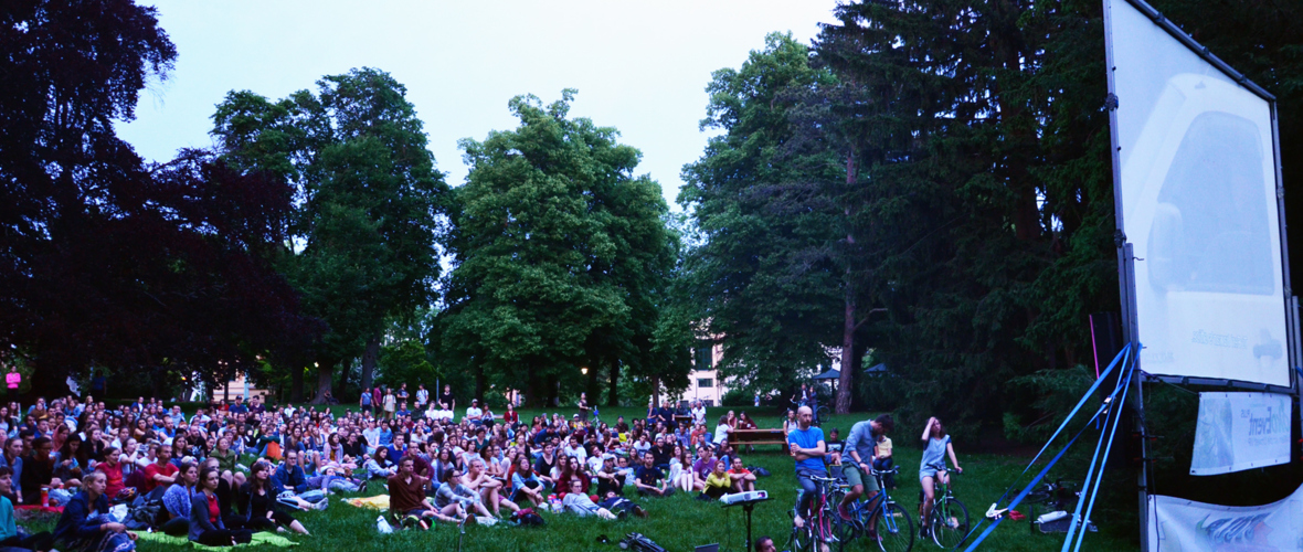 Cycle-Cinema on Tour