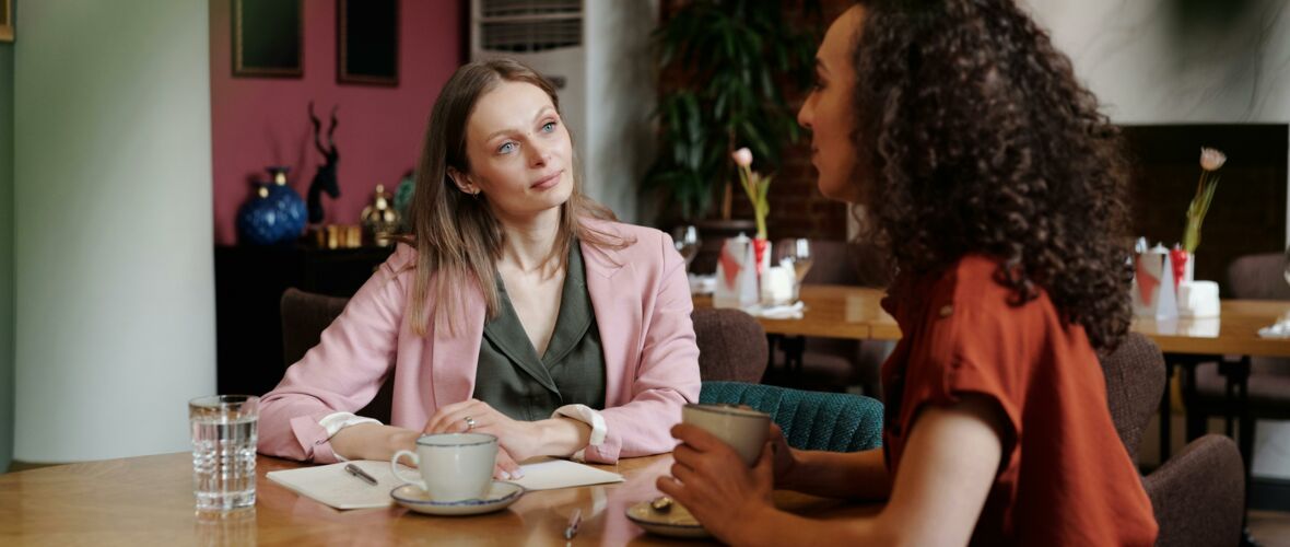 pexels-edmond-dantes-4340082