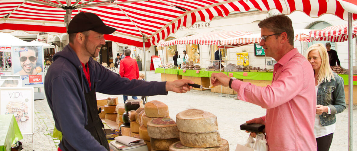 Schmankerl am Luschnouar Markt
