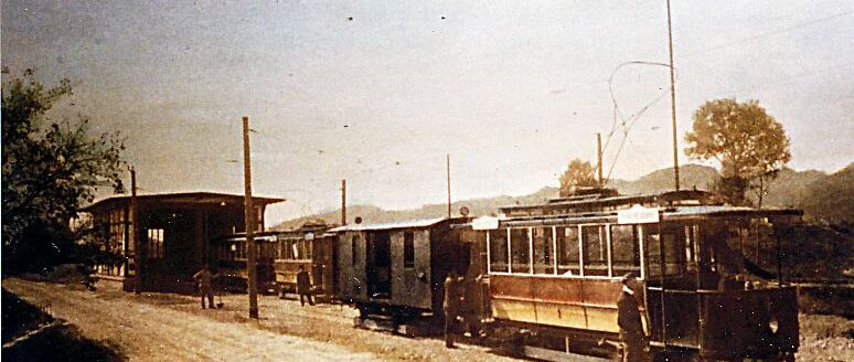 Das Tram vor der Remise Das Tram vor der Remise