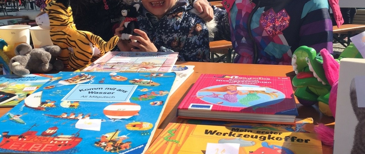 Kinderflohmarkt_Kindercafe_0417 (6)