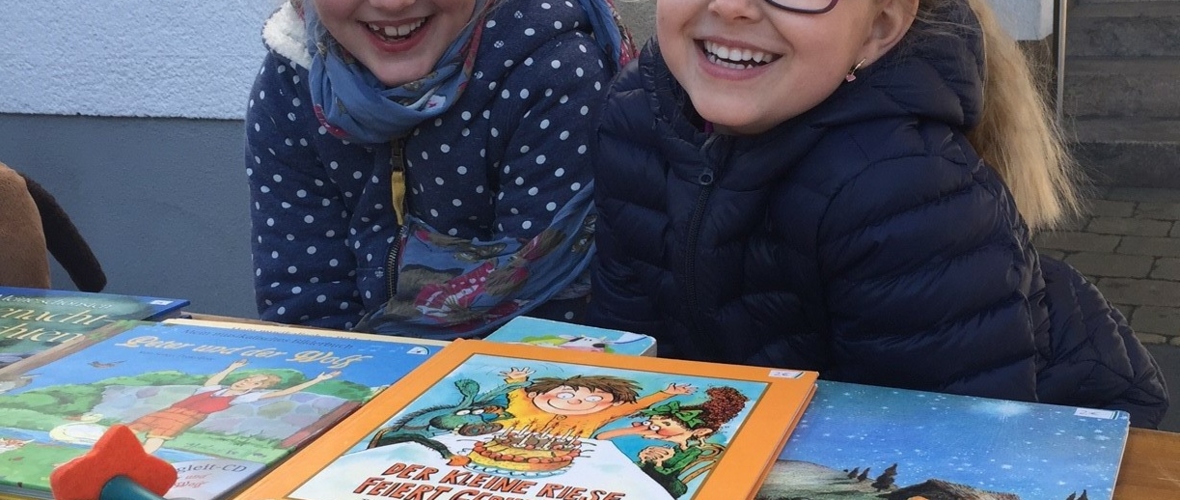 Kinderflohmarkt_Kindercafe_0417 (24)