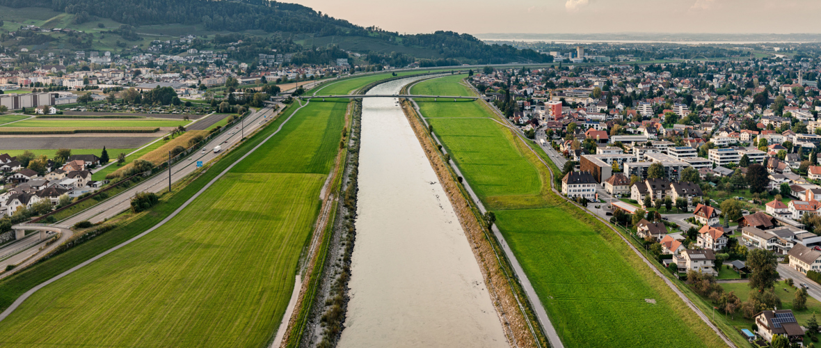 Luftaufnahmen_Velobrücke Au-Lustenau ©Lukas Hämmerle_Thoms Holzer_kl