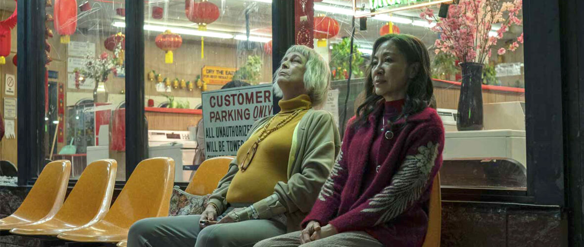 Filmstill Everything Everywhere all at Once Filmstill Everything Everywhere all at Once