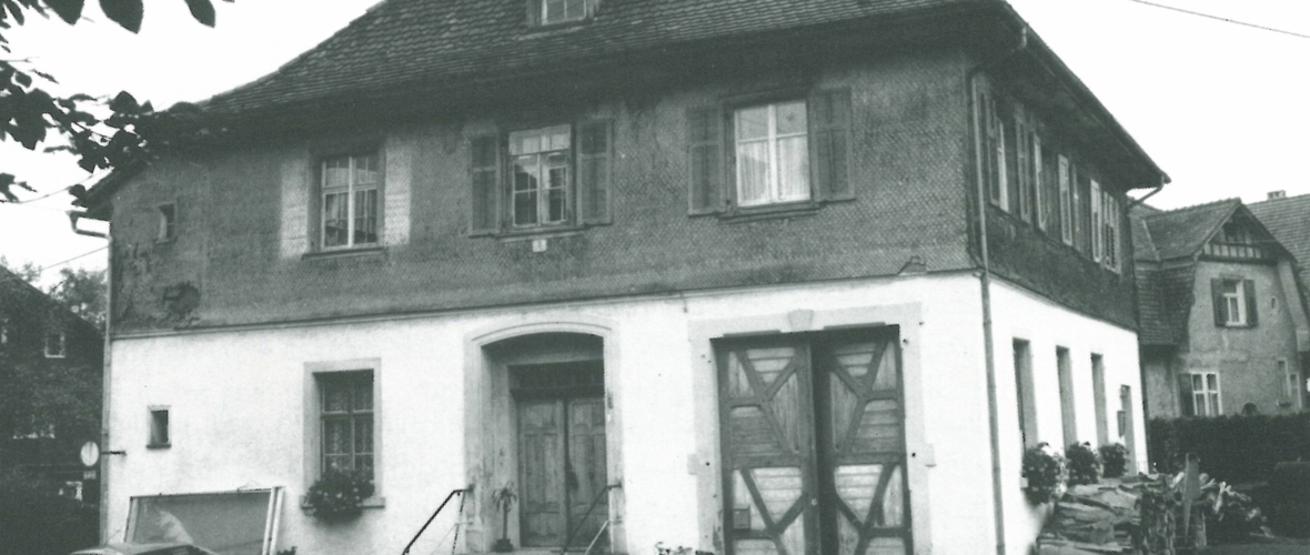 Altes Schulhaus im Rheindorf