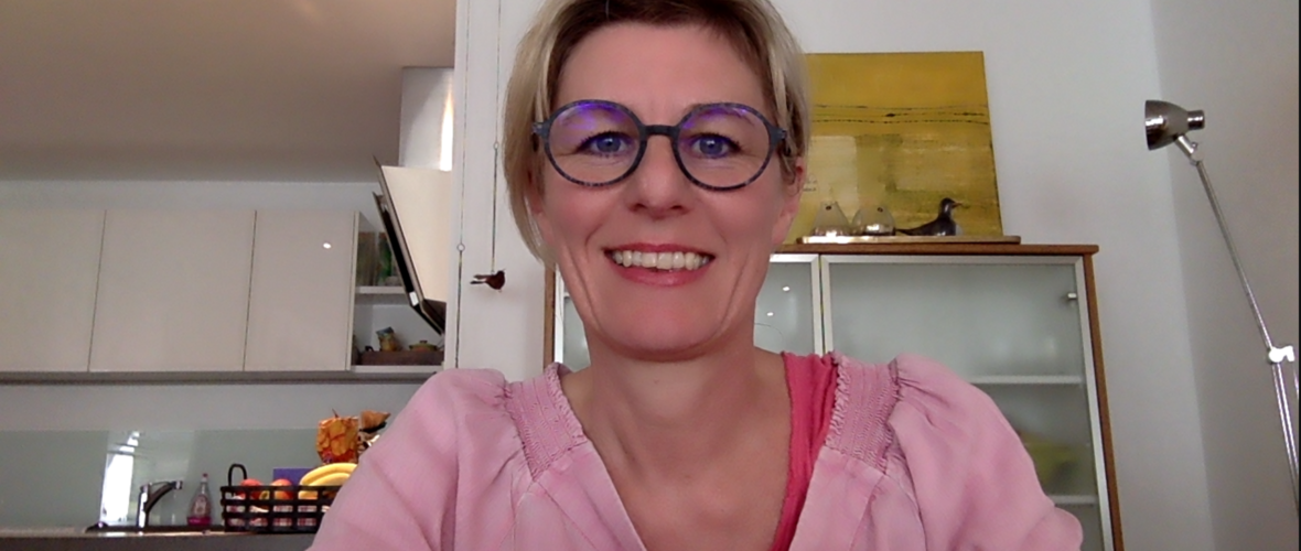 Gastgeberin im Online Café 96: Monika Frick