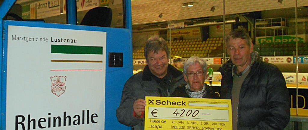 Hobbycup Spendenübergabe