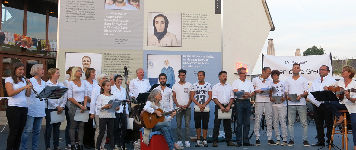 "Gesichter zeigen" mit "Singen ohne Grenzen"