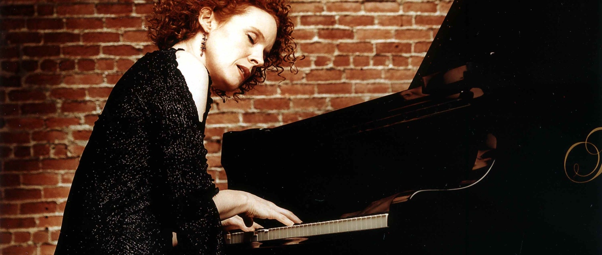 LynneArrialePiano_2.jpg