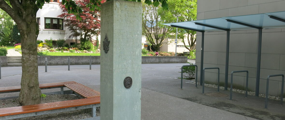 Alternatives Foto Gedenksäule wenn das aqndere nicht funktioniert
