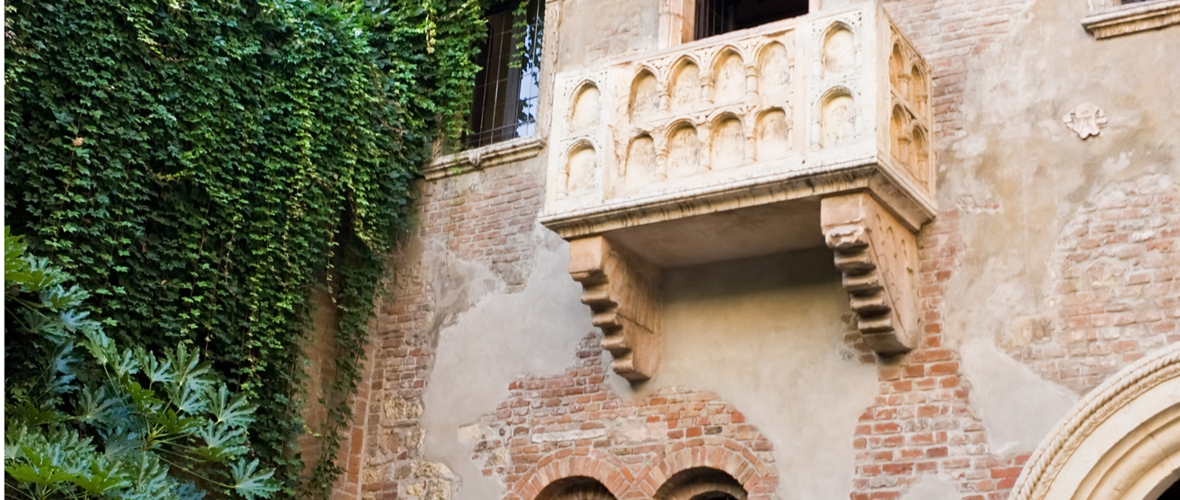 Romeo_und_Julia_shutterstock_29015575_klein Romeo_und_Julia_shutterstock_29015575_klein