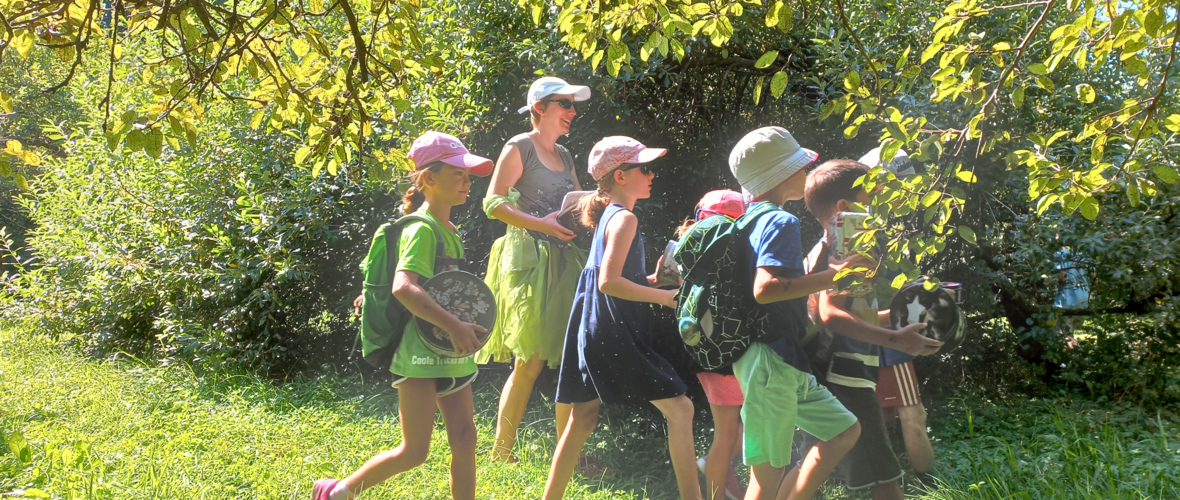 Los geht's! Forscherwiese und Geistertanz Los geht's! Forscherwiese und Geistertanz