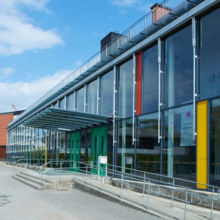 mittelschulen_eingang_hasenfeld.jpg