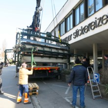 Abtransport Stickmaschine