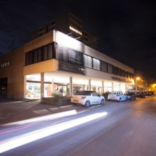Galerie bei Nacht