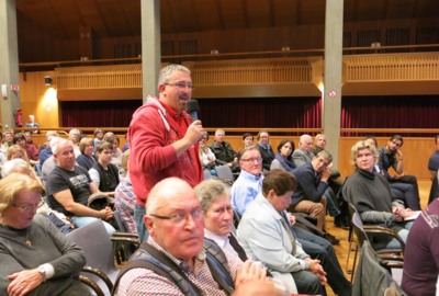 Informationsabend bietet Raum für Fragen Informationsabend bietet Raum für Fragen