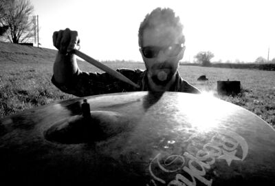 cymbalclose blackwhite bright