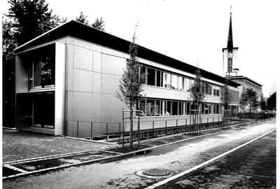RH Lustenau Bauamt Fassade Ost Richtung Kirche