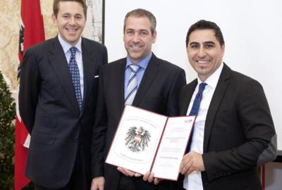 Staatlich ausgezeichneter Lehrbetrieb ZIMM Staatlich ausgezeichneter Lehrbetrieb ZIMM