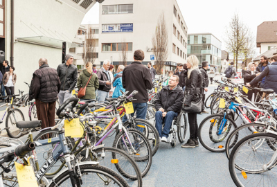 Fahrradmarkt_2016_LukasHaemmerle (11) Fahrradmarkt_2016_LukasHaemmerle (11)