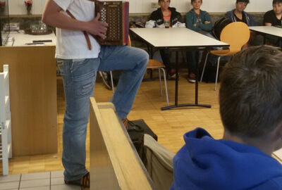 Theater trifft Fußball trifft Herz.	