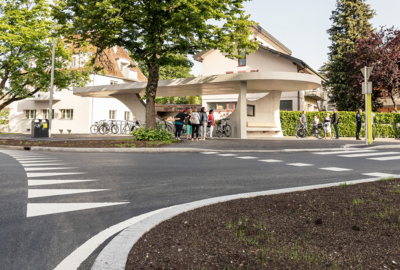 radlust - Buswartebereich Einfahrt Kaiser-Franz-Josef-Straße