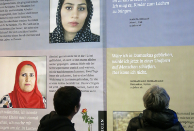 "Gesichter zeigen" am Kirchplatz "Gesichter zeigen" am Kirchplatz