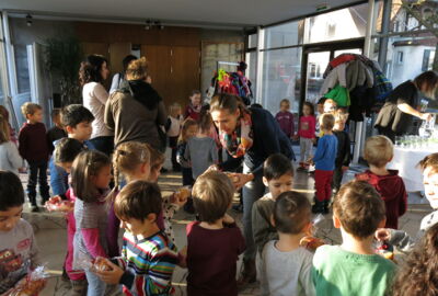 Dank an den Kindergarten Hasenfeld für die Christbaumdeko