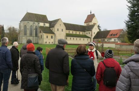 Münster mit Kräutergarten