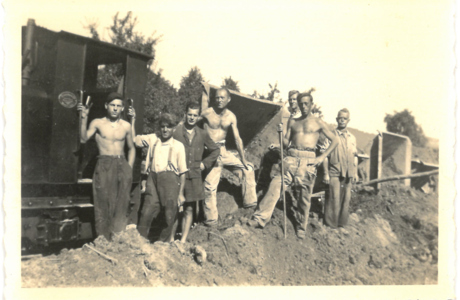 Foto 2 Bau Reichshofstadion 1947 Foto 2 Bau Reichshofstadion 1947