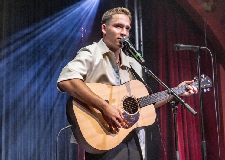 Live bei Sommer am Platz: Noah Bono & Band
