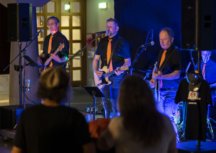 Von Bühne zu Bühne – Musik nonstop bis spät in die Nacht