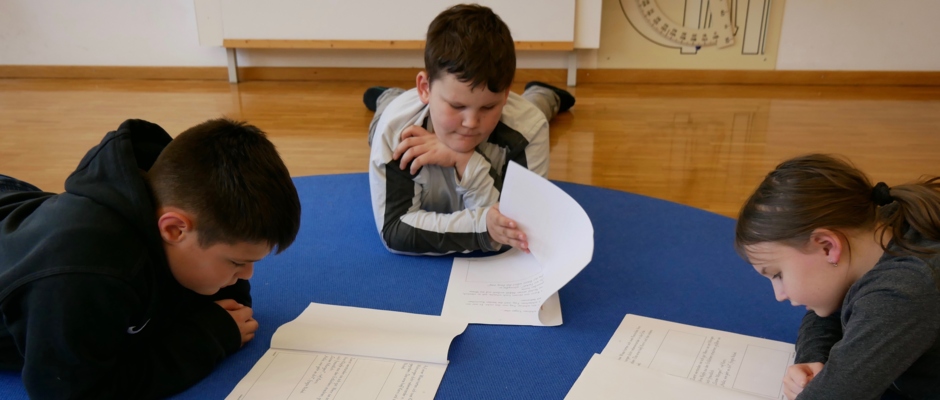 lesende Kinder lesende Kinder
