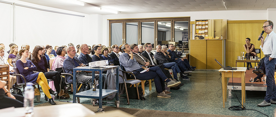 Neupräsentation Stickerei Neupräsentation Stickerei