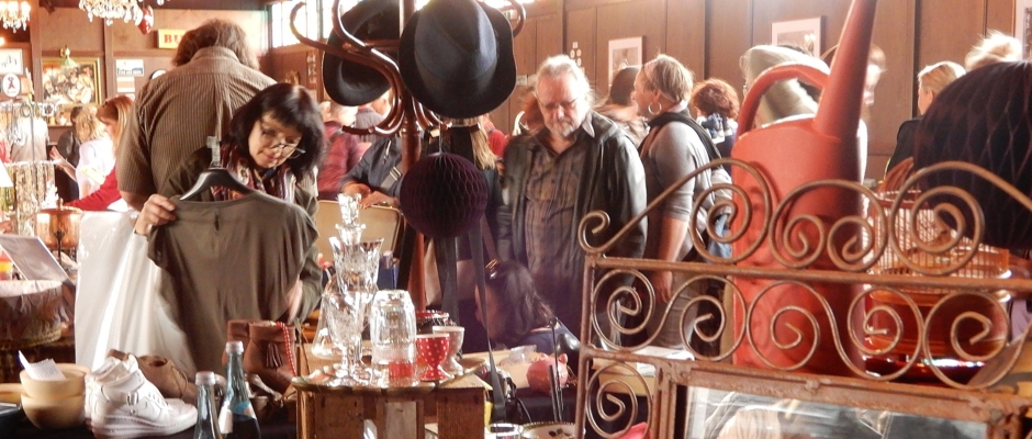 Freudenhaus Flohmarkt ©carmenthurnher Freudenhaus Flohmarkt ©carmenthurnher