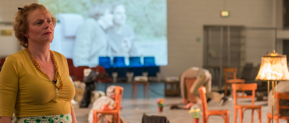 "Kindergeschichten" - Walk.Tanz.Theater "Kindergeschichten" - Walk.Tanz.Theater