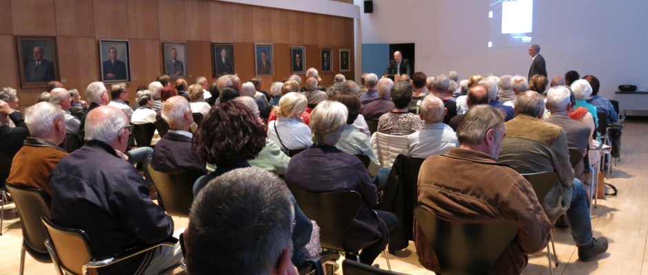 Voller Rathaussaal beim Archivgespräch Voller Rathaussaal beim Archivgespräch