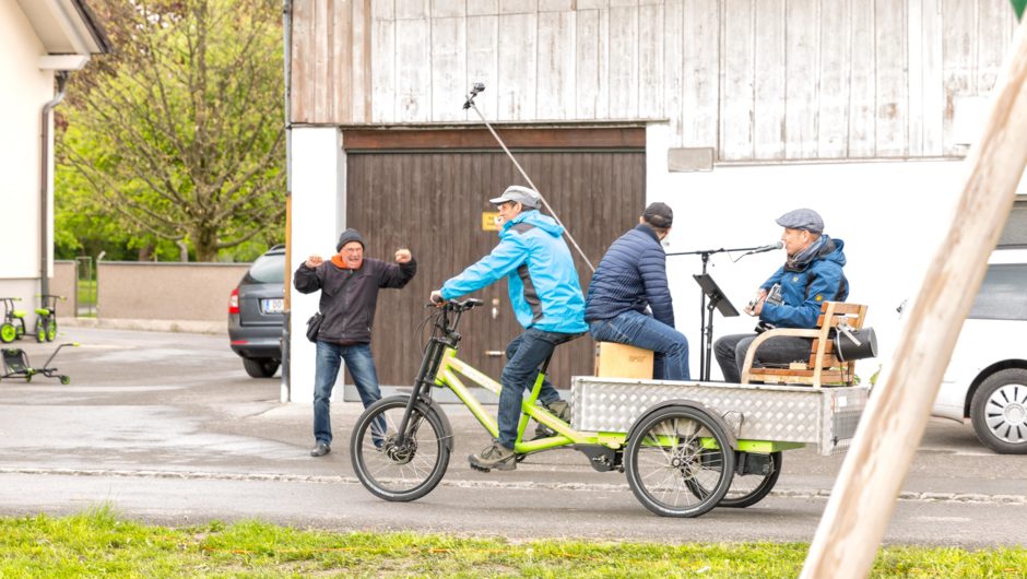 Fahrradmarkt_Parade_Lukas_Haemmerle Fahrradmarkt_Parade_Lukas_Haemmerle