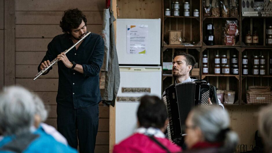 Hofkultur Auftakt 2023 - Das Kollektiv Hofkultur Auftakt 2023 - Das Kollektiv