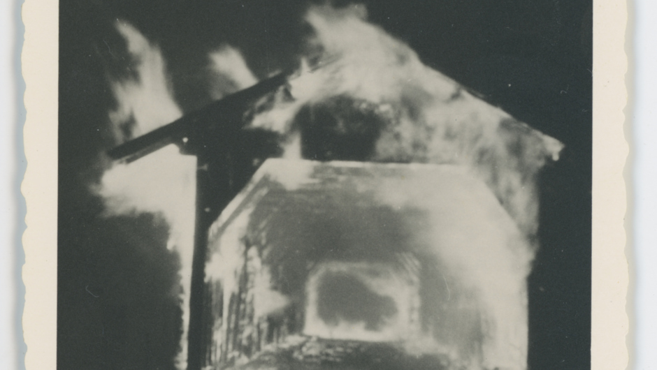 Brennende Unterfahrbrücke Br46 Foto unbekannt Brennende Unterfahrbrücke Br46 Foto unbekannt