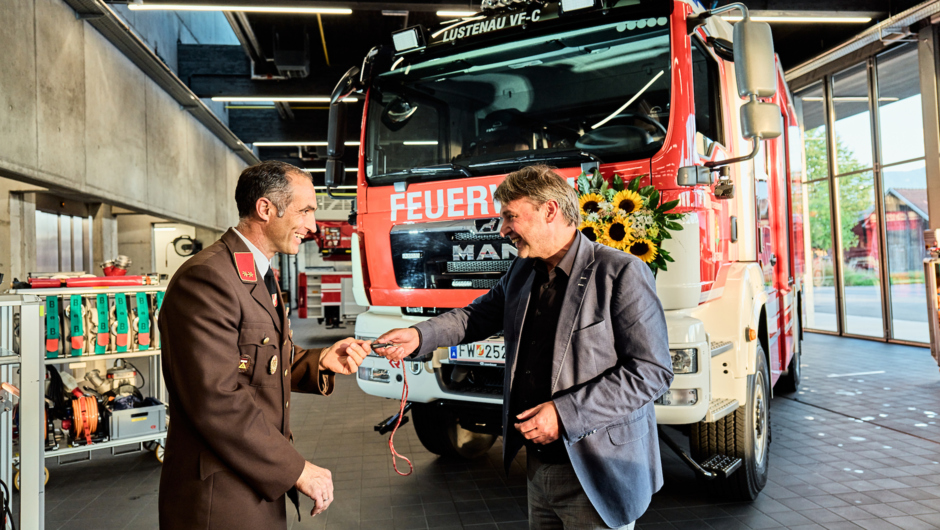 Segnung Versorgungsfahrzeug "VF-C"_Schlüsselübergabe_Feuerwehr Segnung Versorgungsfahrzeug "VF-C"_Schlüsselübergabe_Feuerwehr