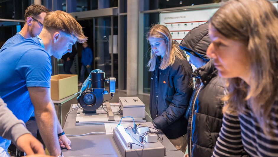 Lange_Nacht_der_Lehre_2023_BY_MIKE_SIBLIK_137 Lange_Nacht_der_Lehre_2023_BY_MIKE_SIBLIK_137