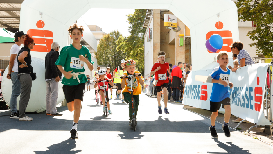 Spielefest_Stundenlauf 2019 _©Michael Pezzei (36) Spielefest_Stundenlauf 2019 _©Michael Pezzei (36)