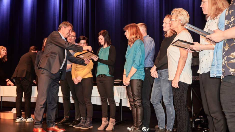 Lustenau sagt Danke 20 Nov Miro Kuzmanovic (27) Lustenau sagt Danke 20 Nov Miro Kuzmanovic (27)