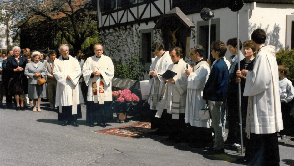 Foto4_PfarrerDrexelChristiHimmelfahrt1986