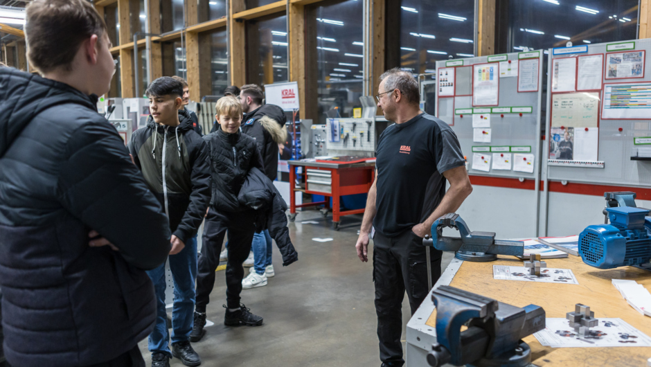 Lange_Nacht_der_Lehre_2023_BY_MIKE_SIBLIK_069 Lange_Nacht_der_Lehre_2023_BY_MIKE_SIBLIK_069