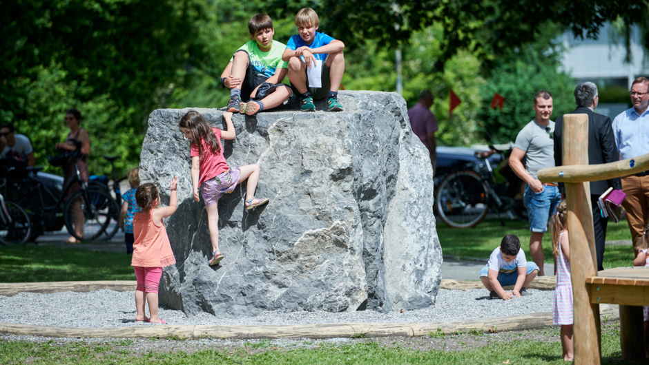 Spielplatz-Hasenfeld_Eröffnung_©Marcel Hagen (8) Spielplatz-Hasenfeld_Eröffnung_©Marcel Hagen (8)