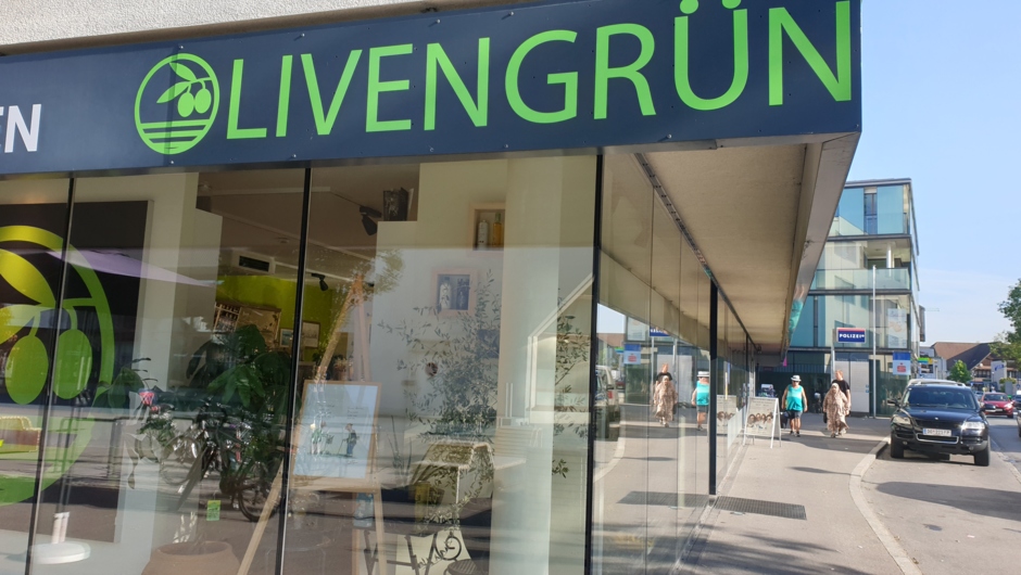 Ausstellungsort der Ausstellung DEMENSCH: Olivengrün im Zentrum von Lustenau