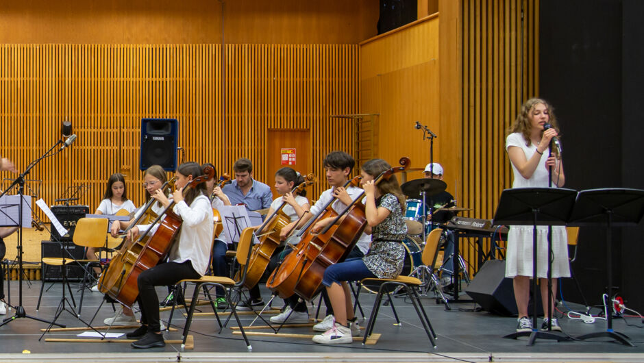 Jugendsinfonietta mit Band